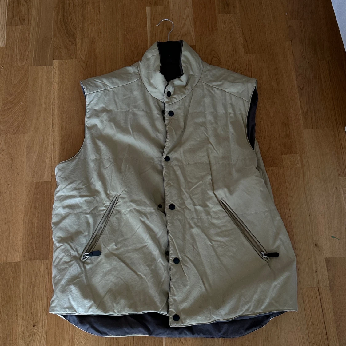 Väst ut och in - 90