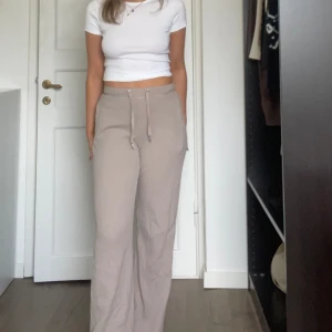 Loungeunderwear byxor stl xs  - Byxor ifrån Loungeunderwear i stl xs💗 Lite noppriga 