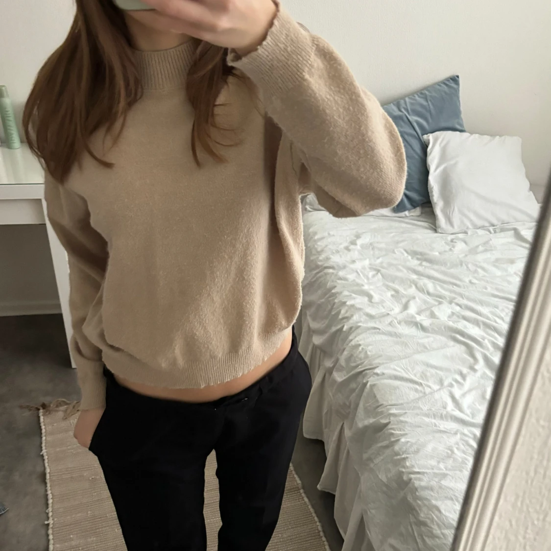 Beige stickad tröja  - 90