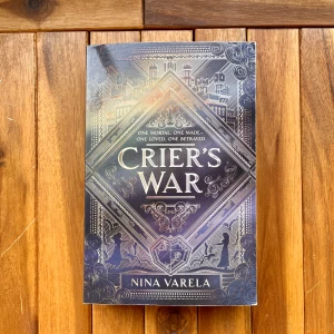 Criers War - Criers War, skriven av Nina Varela är en fantasyroman som var populär på Tiktok.  Boken är oläst och i bra skick.