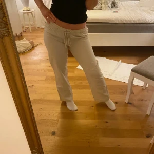 linnebyxor  - fina linnebyxor som ser nya ut❤️❤️