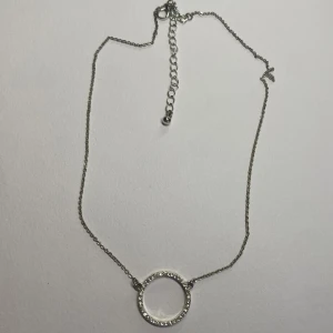 Halsband - Kommer ej till användning 💕