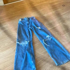 Jeans - Säljer dessa jeans då dom har blivit för små