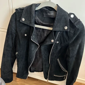 Biker mocka jacka  - Vero Moda storlek XS väldigt snygg på