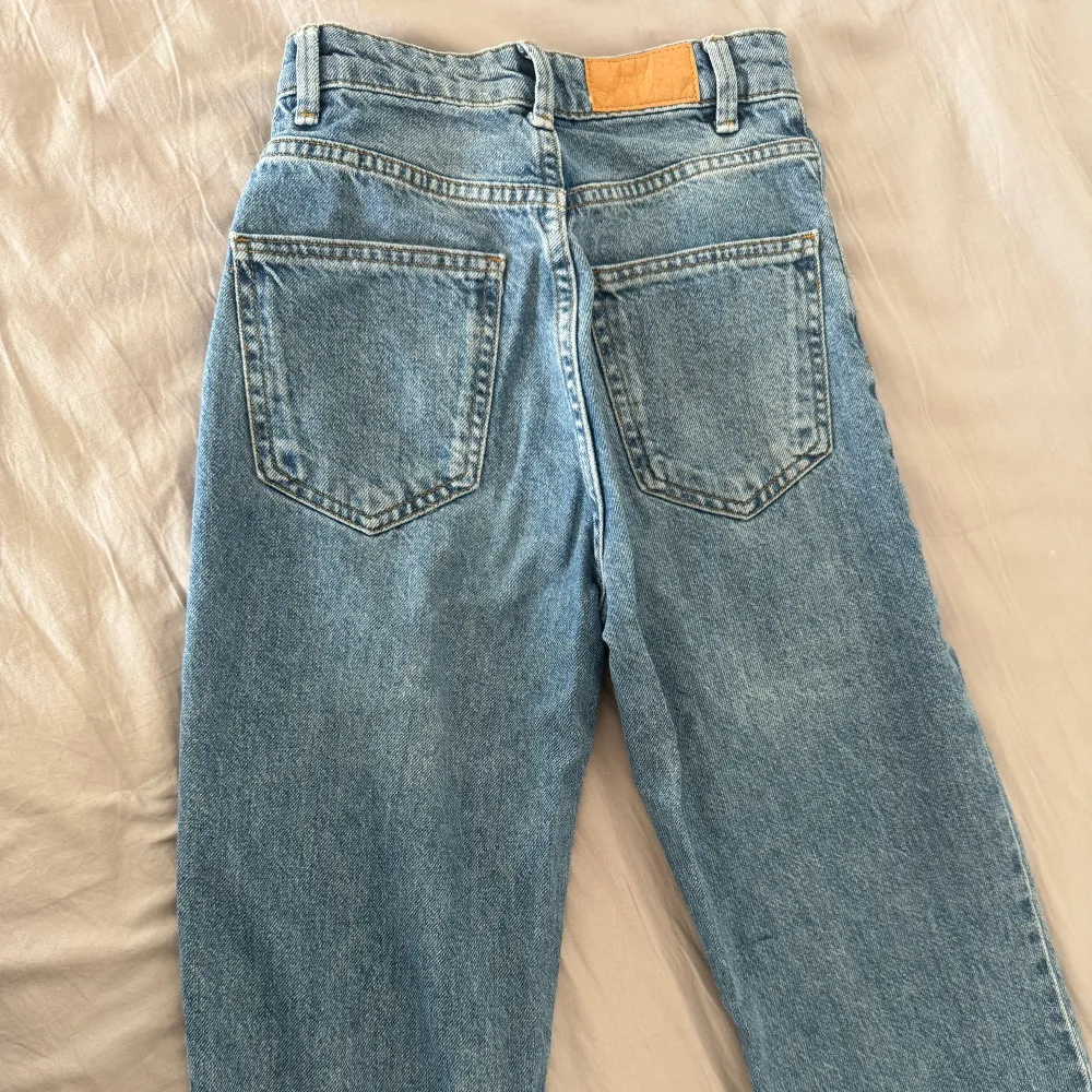 Jeans från stradivarius, long straight fit . Jeans & Byxor.