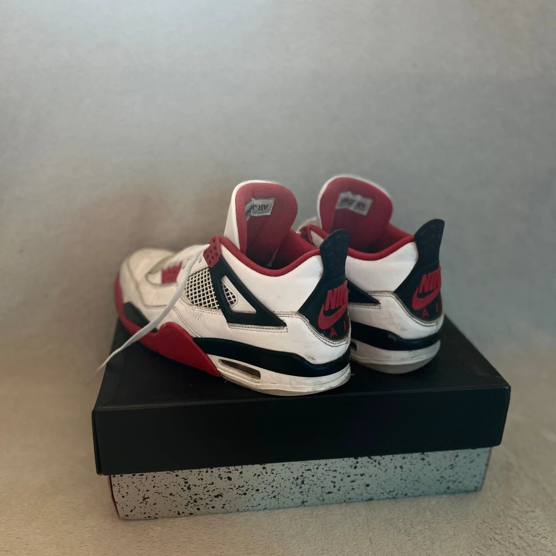 Äkta Jordan 4’s - 1