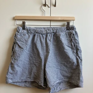 Sköna shorts - Sköna shorts, har ett litet märke men syns knappt