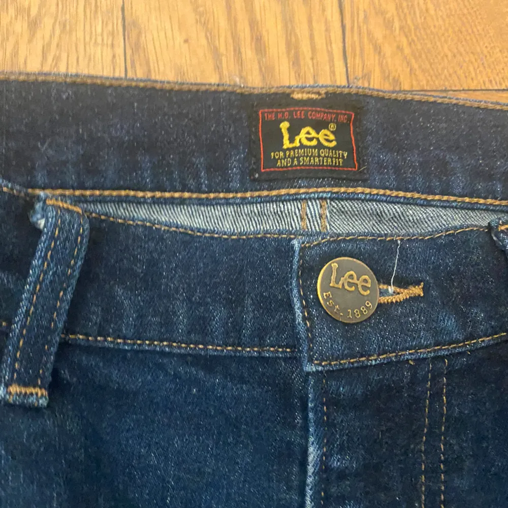 Lee jeans model Austin stl 31x32. Jeans & Byxor.