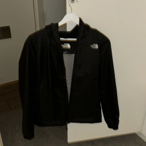 The North Face - Säljer denna då den knappt kommit till användning, använd Max 3 gånger 😇
