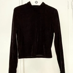 Polotröja, strl S - Fint skick. 