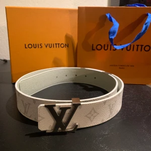 Lv Bälte - Skick 9/10 1 m långt  Billigare vid smidig afäär