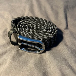 Flätad skärp  - Flätad skärp för endast 69kr!