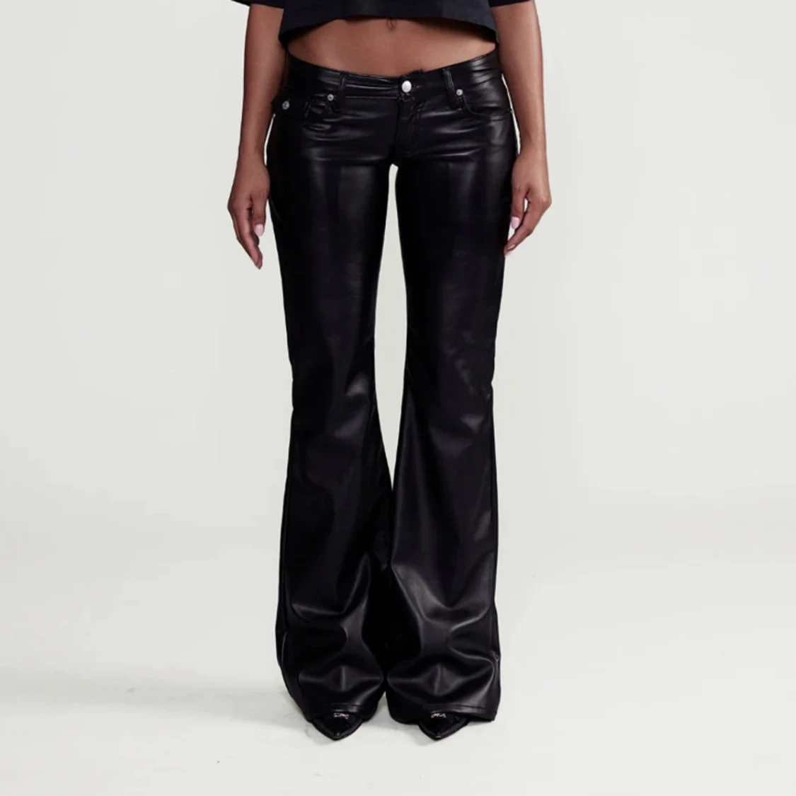 Skinnbyxor kostar 1300kr nya