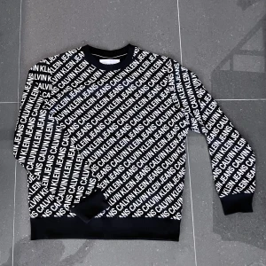 Tröja Calvin Klein Jeans herrstorlek L - Perfekt skick.