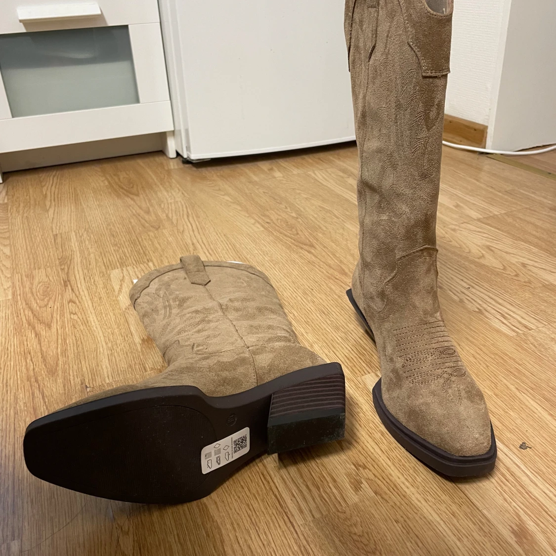 ASOS western boots - 90