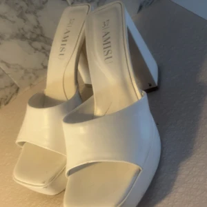 Fina klackar! - Strl 37 :)