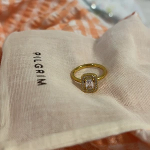 Guldig ring - Fin guldig ring, rostfritt 💕💕(finns i flera strl)