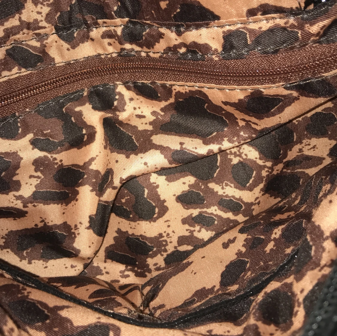 Säljer en väska - 91