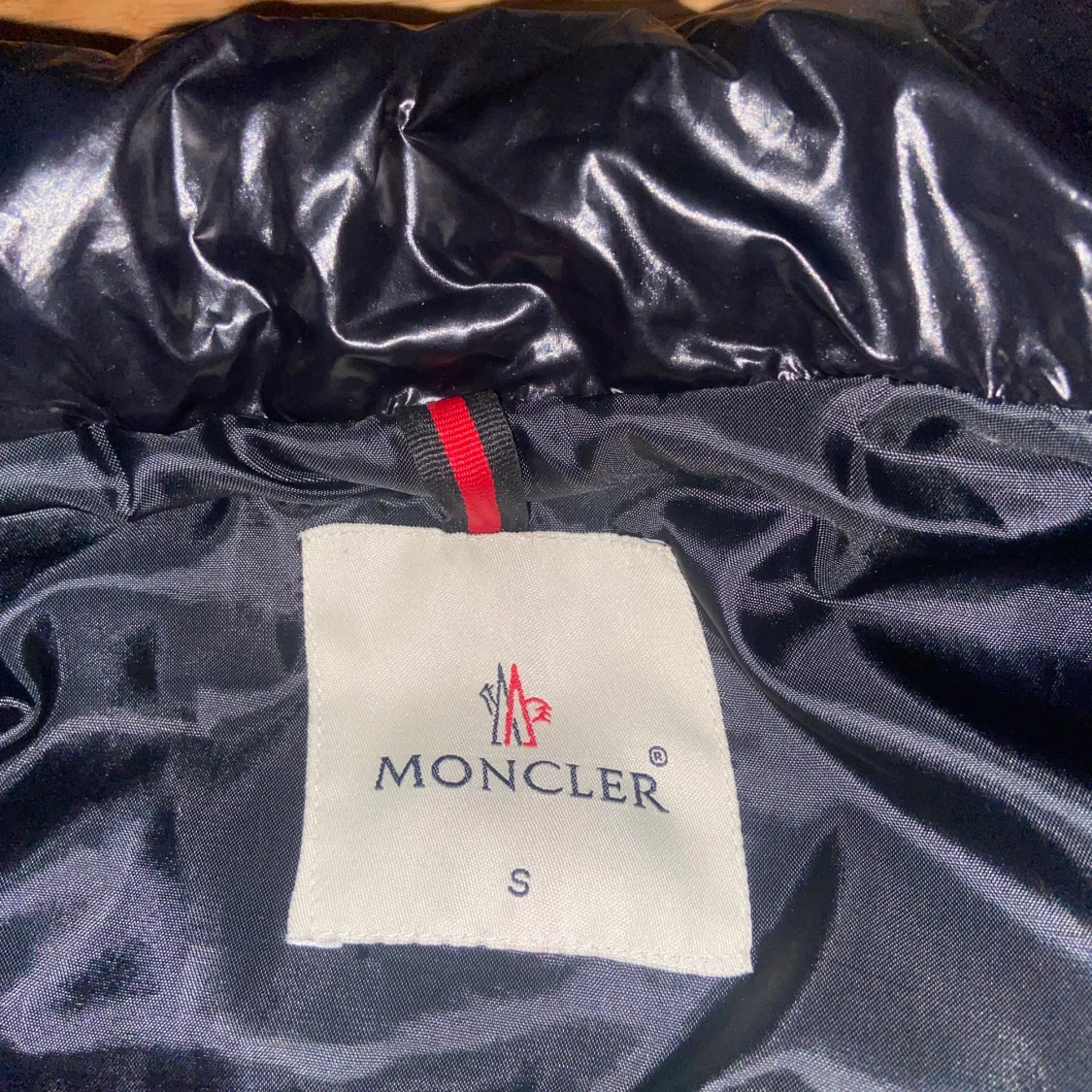 Moncler väst  - 90