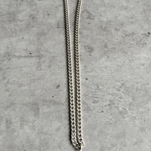 Silver halsband  - Äkta silver halsband. Kom med bud