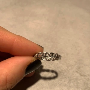 Ring i stål - Ring i rostfritt stål från Guldfynd. Storlek 18. 