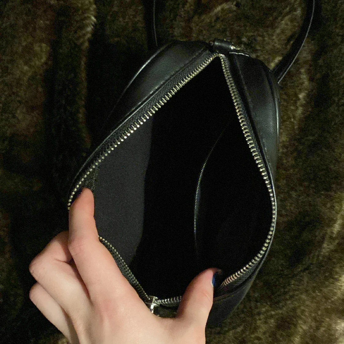 Jättefin svart handväska - 91