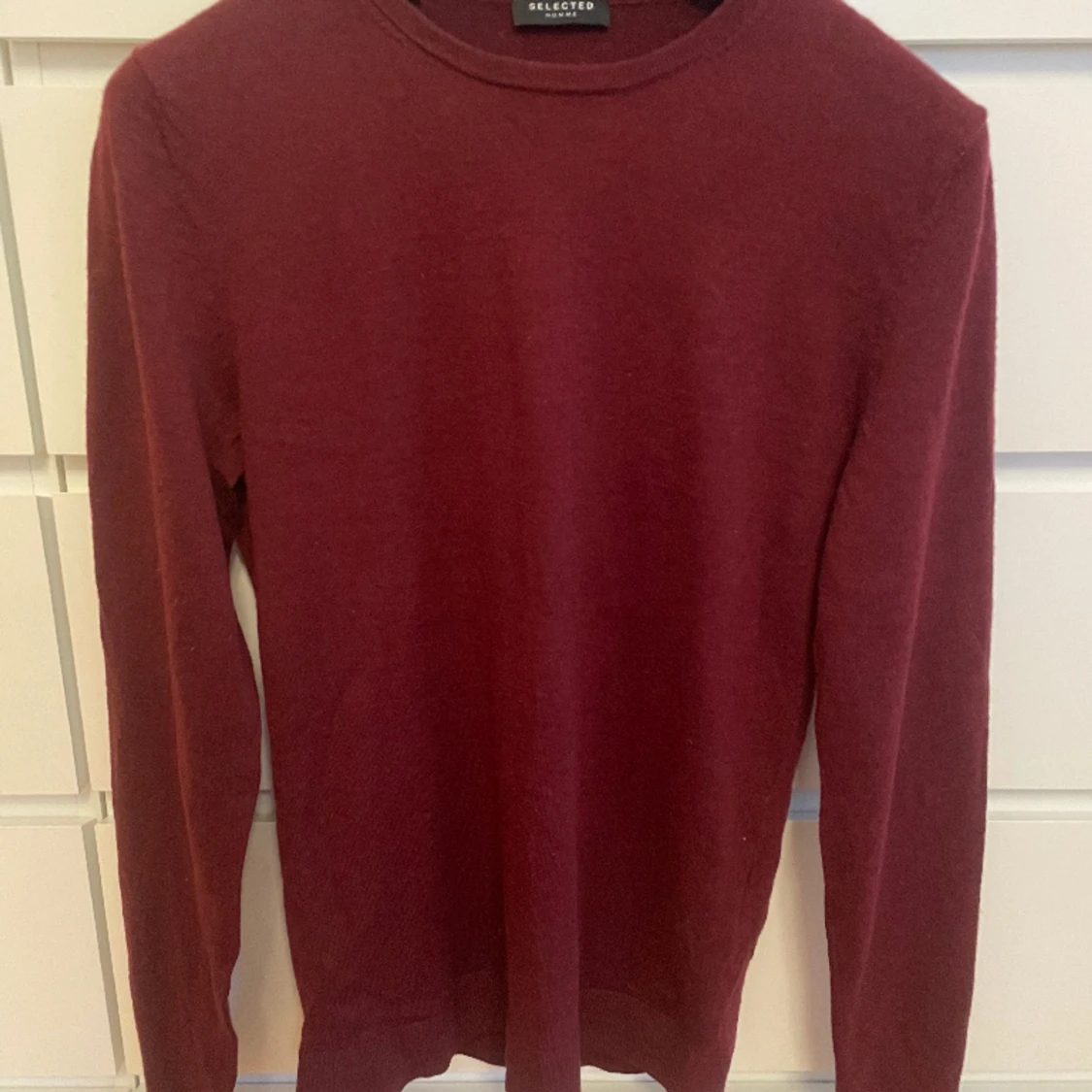 Vinröd sweatshirt 100% merinoull 