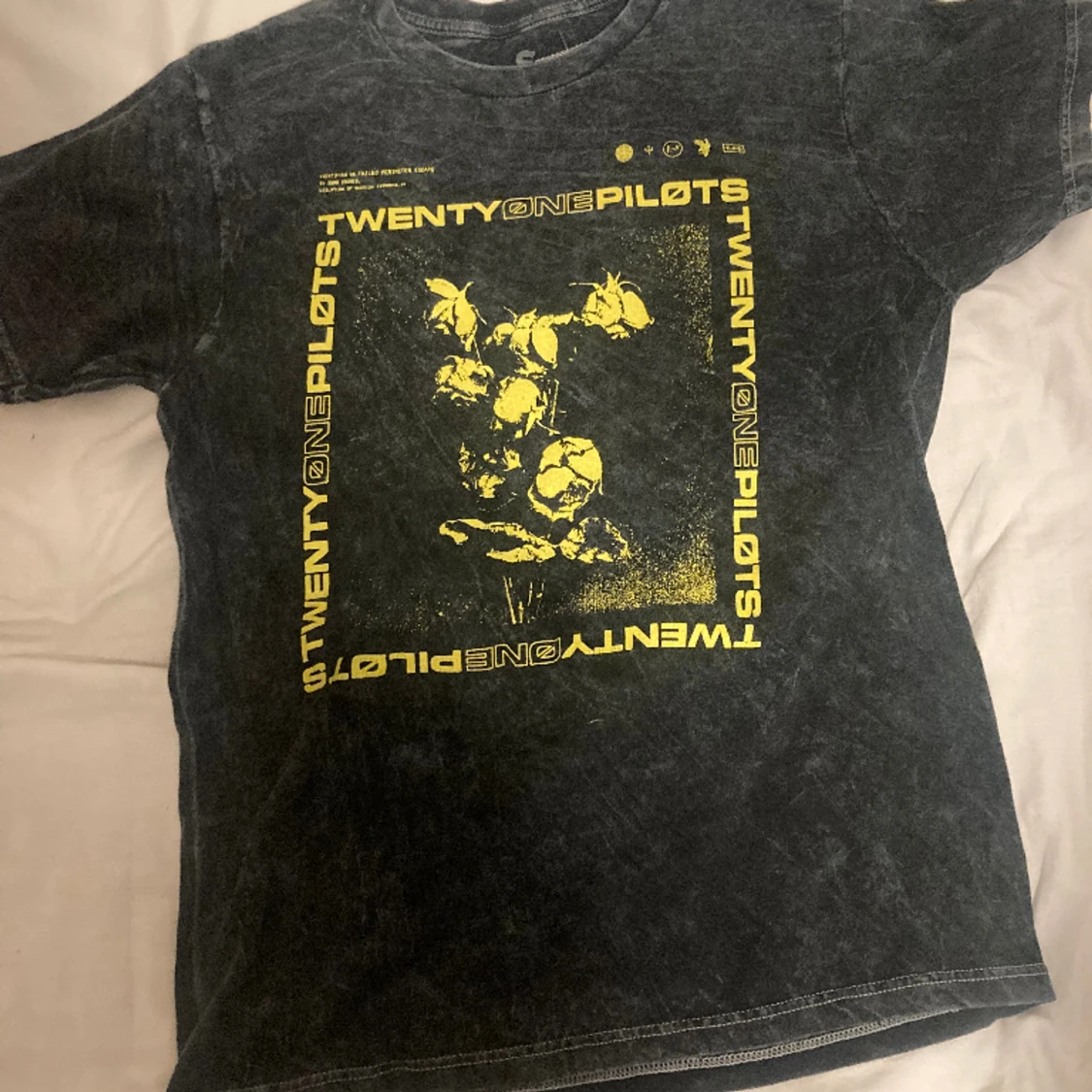 Twenty one pilots t-shirt