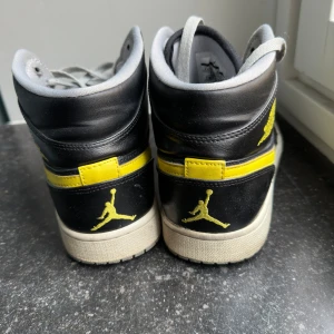 Classic Jordans - Amazing condition size 43