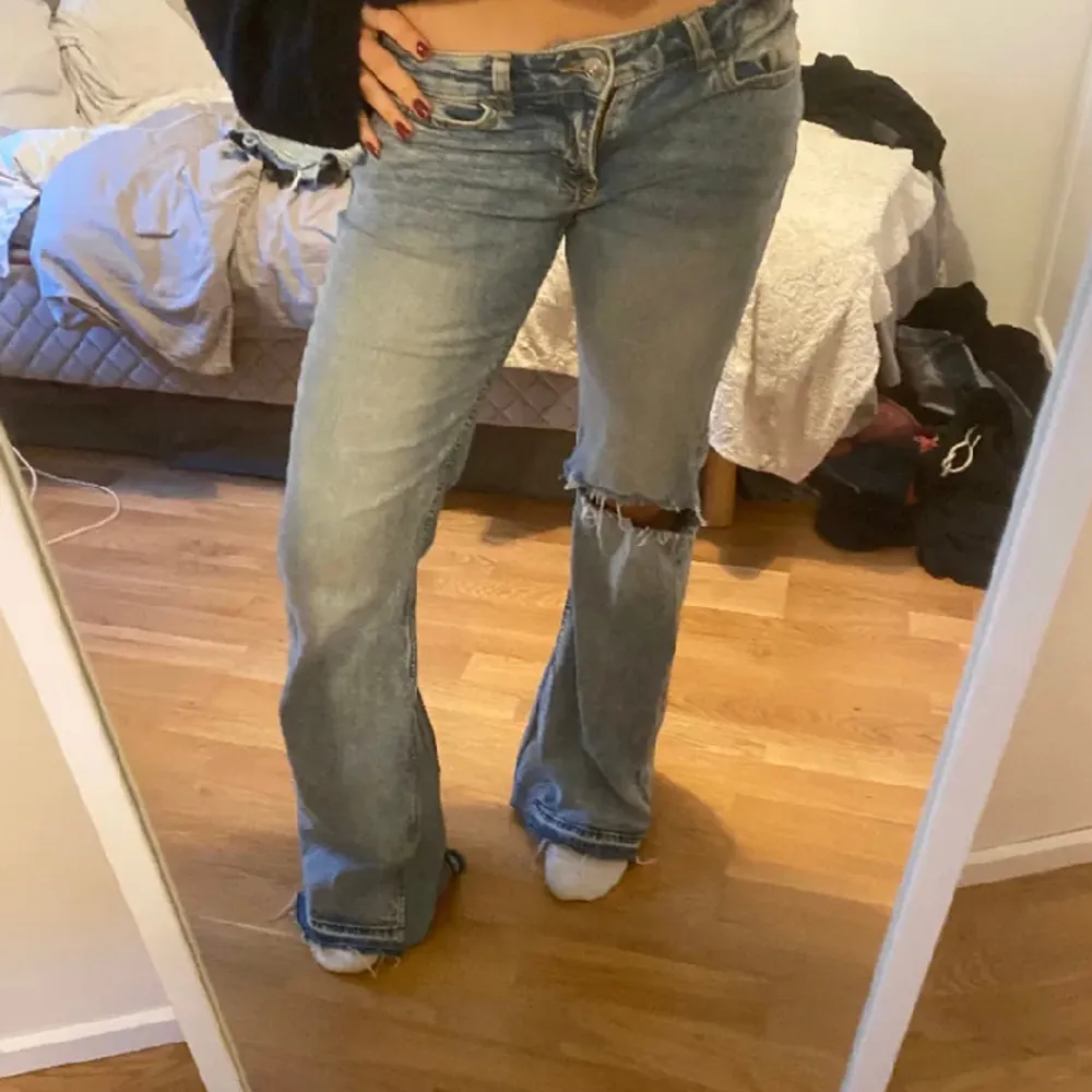 Super snygga lågmidjade jeans😍. Jeans & Byxor.