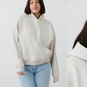 Gina Tricot Hoodie - Säljer min gråa Gina tricot hoodie i storlek S då den aldirg kommer till användning, super bra skicka på tröjan❤️