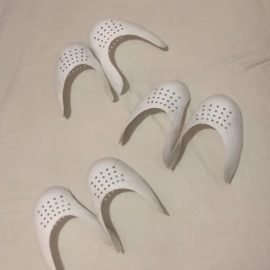 Crease skydd - Säljer crease skydd för 20kr st Ta alla 3 för 50kr 