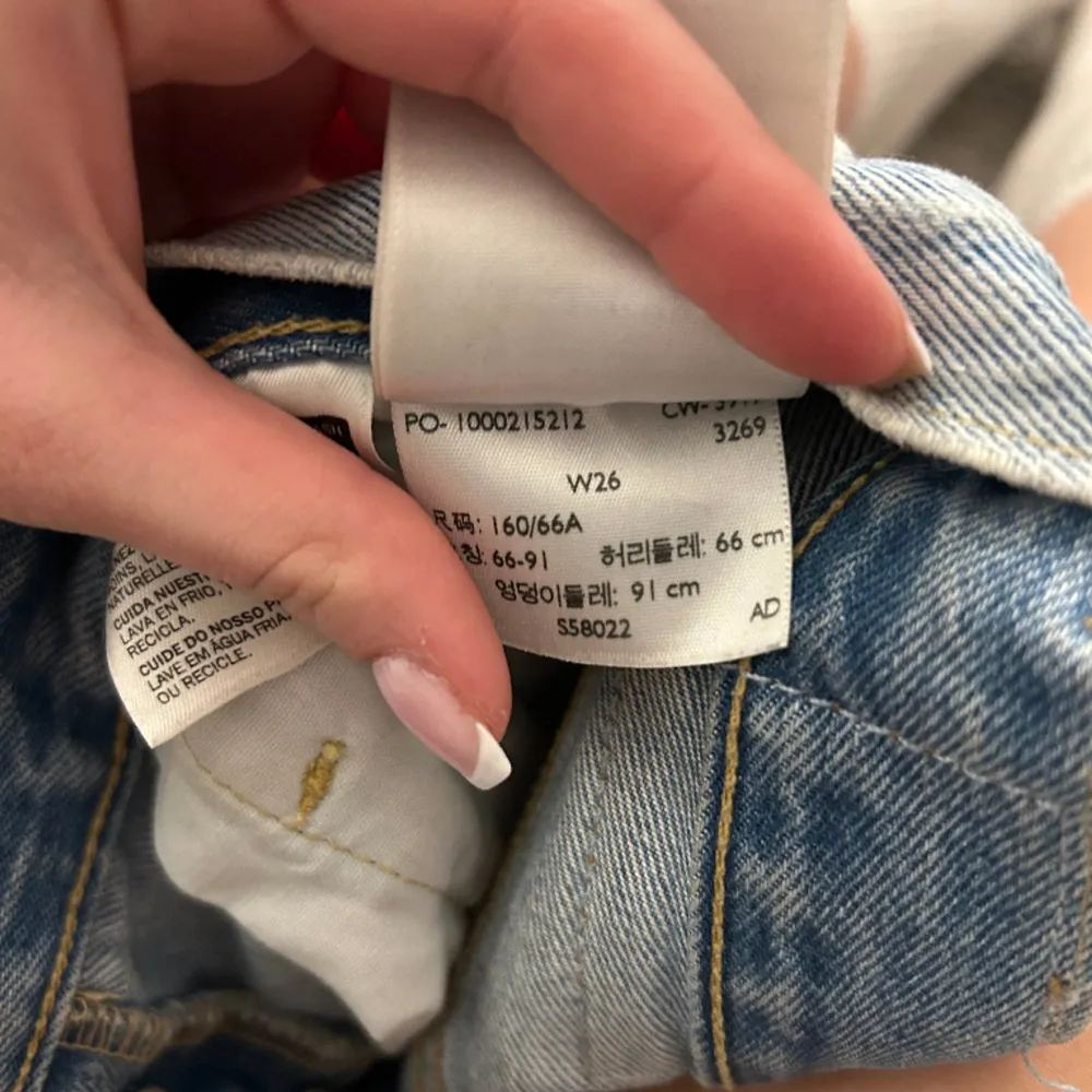 Levis shorts, storlek w26 vilket motsvarar ungefär 36 . Shorts.