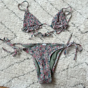 Oysho bikini - Bikini köpt 2021. Inte använd på ett bra tag. 