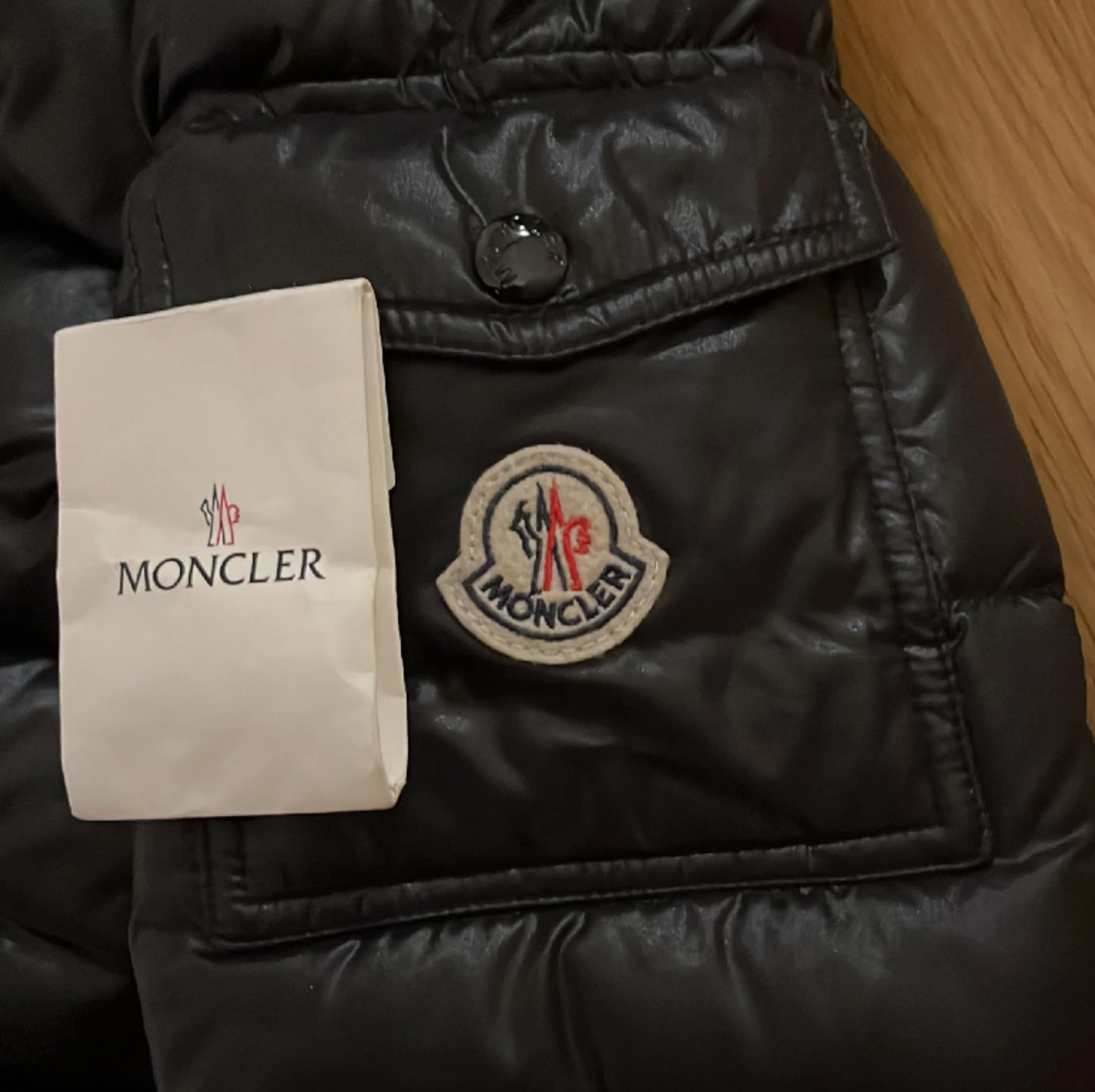 Moncler jacka  - 90