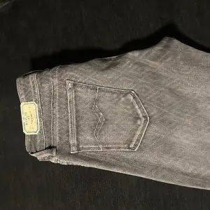 Aldrig använda Replay jeans. Storlek L30W26