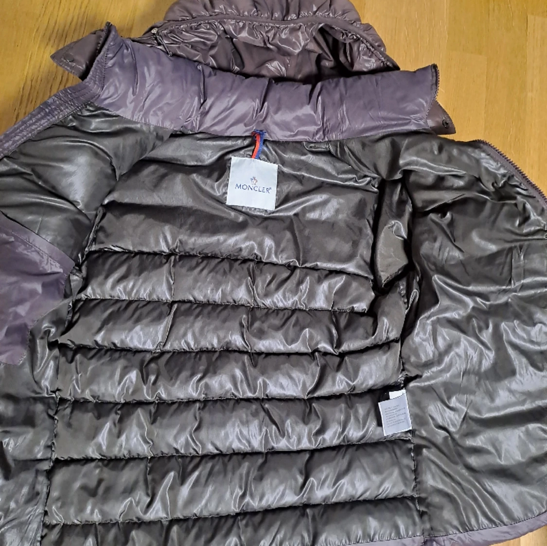Moncler jacka - 90