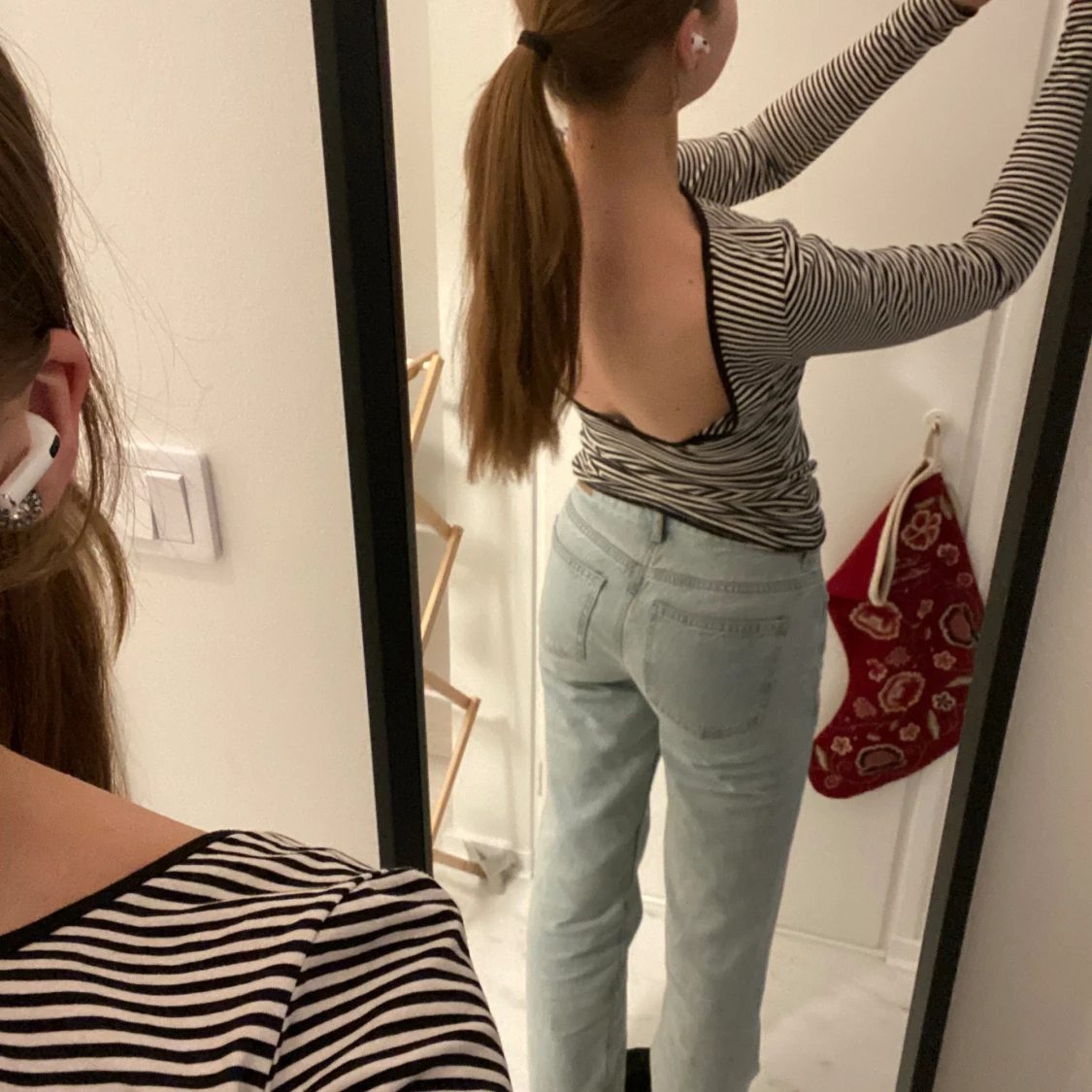 Tröja med öppen rygg  - 91