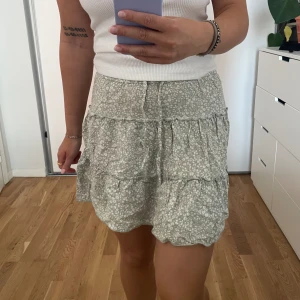 Kjol - Kjol från bubbleroom i storlek S. Säljer pga för liten