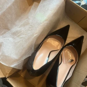 Klackskor  - Nya skor oanvända 