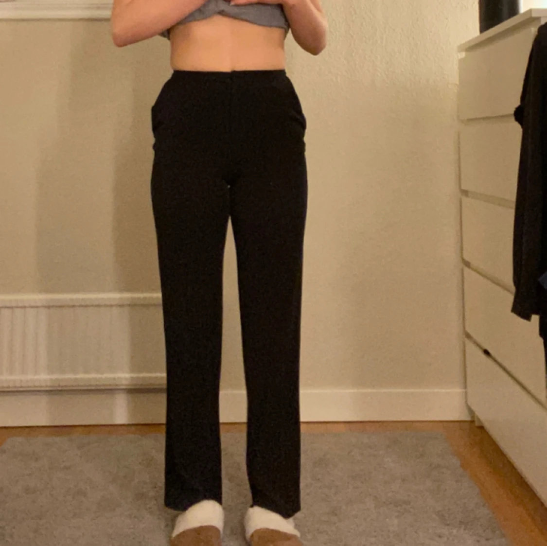 Höjmidjade kostymbyxor från H&M st 34