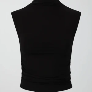 Tröja från Gina Tricot  - Säljer denna tröja från Gina Tricot i storlek S, tryck gärna på köp nu💓