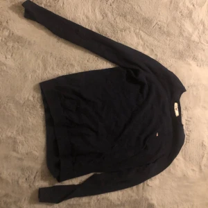 Lexington tröja - Säljer min super snygga lexington tröja efter den tyvärr inte kommit till så mycket användning,använda typ 5 gånger