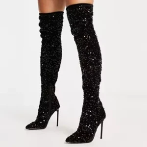 Steve Madden lårhöga stövlar, 38 - Lårhöga stövlar i paljettyg från Steve Madden, perfekta till nyårsfesten.   Helt nya i kartong, inte ens provade. Nypris 2100:-