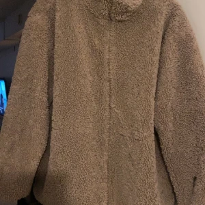 Na-kd jacka - Använder inte längre, har typ aldrig användt den