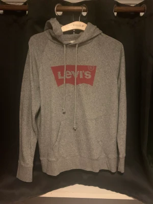 Helt ny Levis hoodie  - Aldrig använd