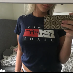  - Tommy hilfigher T-shirt. Passar XXS/XS 