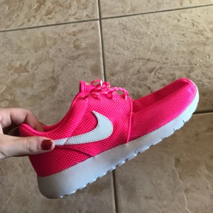  - Skor från Nike köpta i new york 2016. Använda i ca 1 timme. Superfint skick 