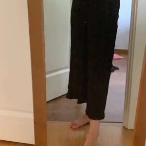 Byxor - Svarta byxor från hm 