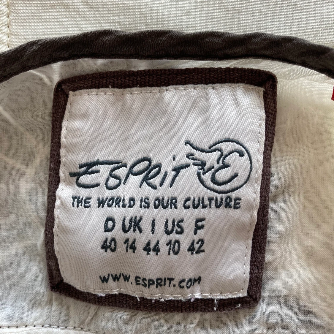 Klänning från Esprit  - 90